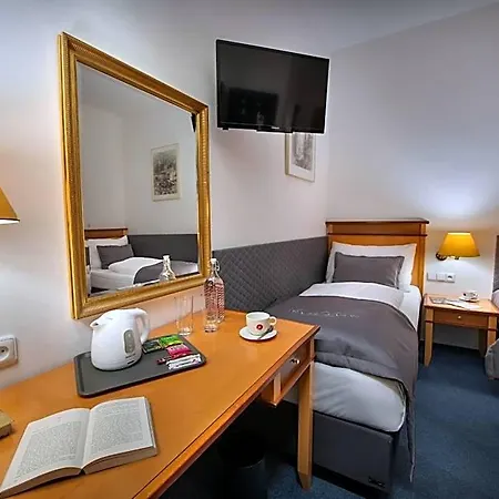 Hotel Season Three Stars