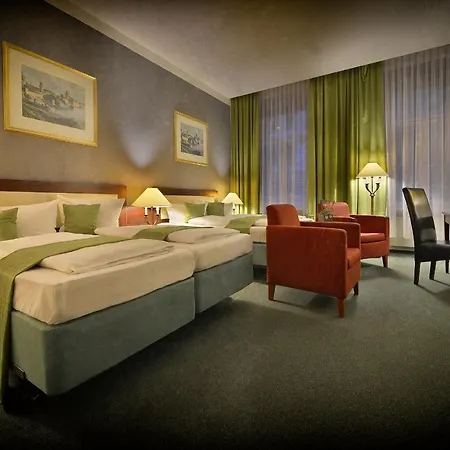 Hotel Season Three Stars Prague