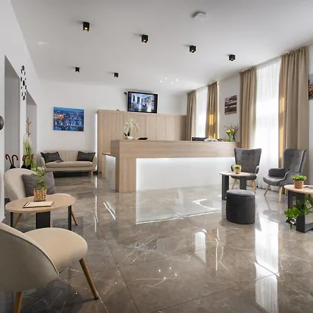 Hotel Season Three Stars Prag